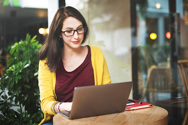 Women in Cybersecurity: Breaking Barriers and Shattering Stereotypes